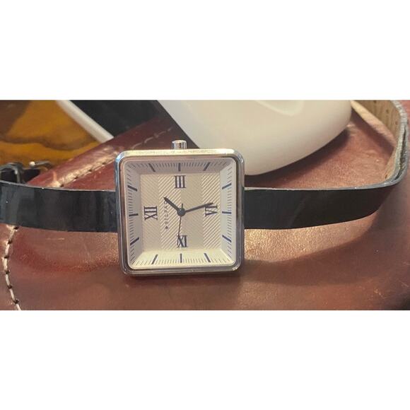 Women's 28mm Silver Tone Silpada Designs Watch, All Stainless - Picture 3 of 4